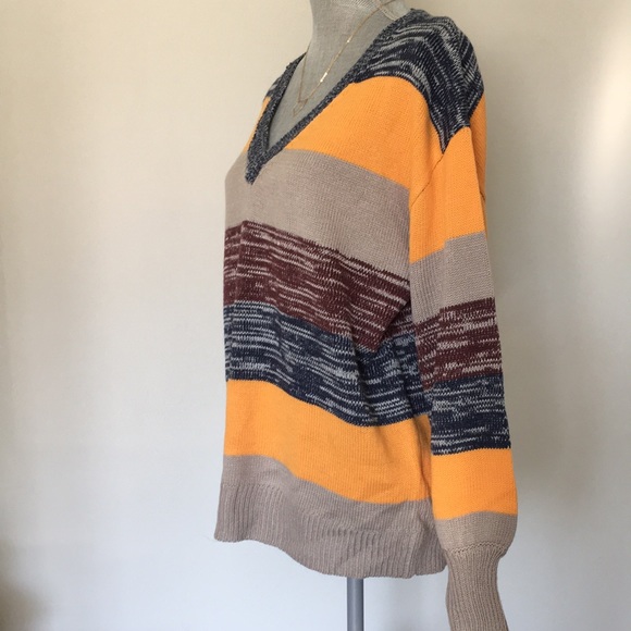 Oversized Colorblock Balloon Sleeve Sweater, size Medium 🧡 - Picture 4 of 10